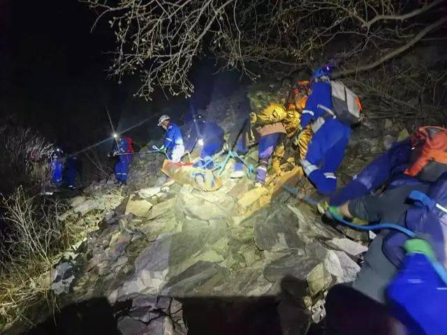 野外参加亲子活动突然倒地身亡！孩子：以为爸爸只是睡着了