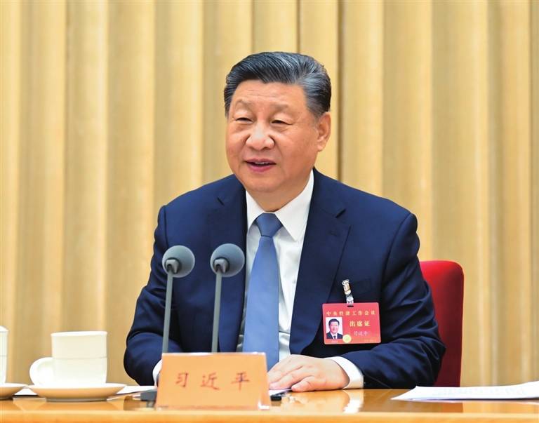 我们要正视困难、坚定信心 努力把各方面积极因素转化为发展实绩
