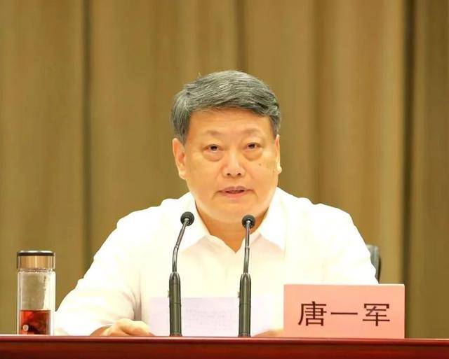 司法部原部长、原候补中央委员被提起公诉，曾长期通过妻子大搞隐性腐败