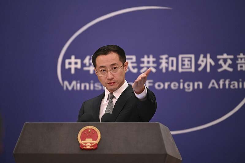 中方谈美国鼓动他国对华加税：吹灭别人的灯并不能让自己更光明