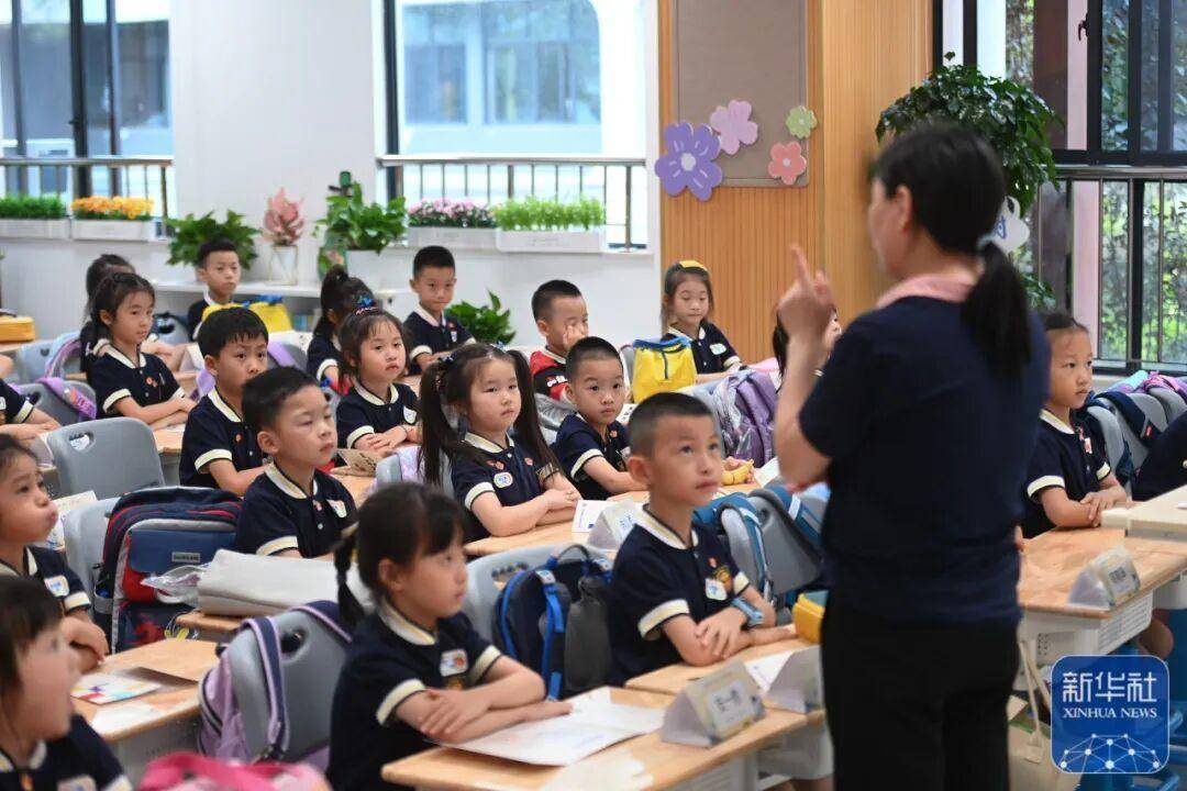 孩子们满嘴“包的”“666”，我们该怎么办？