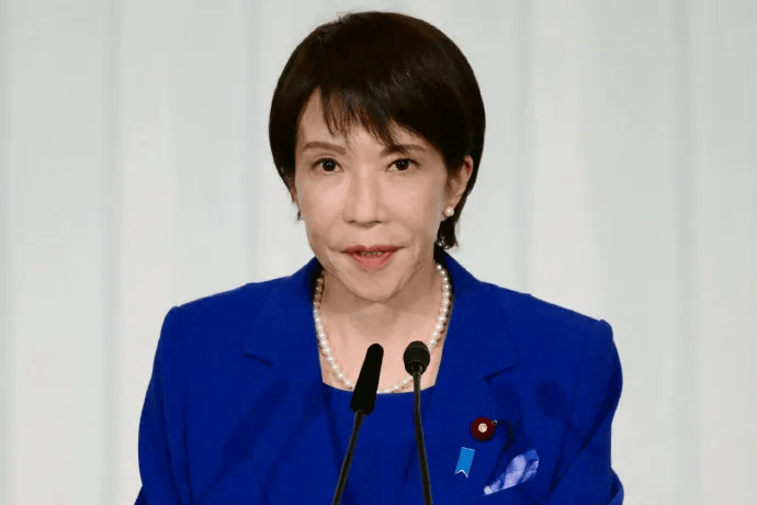 特朗普与高市早苗通话内容曝光，时长25分钟，建议她不要在台湾主权问题上挑衅中国；此前高市对通话内容避而不谈
