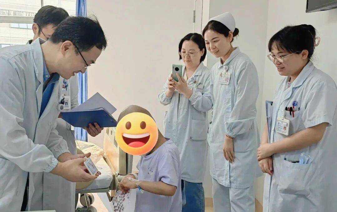 “感觉天塌了”！深圳女孩5岁患癌，爸妈决定：为她冻存卵巢组织